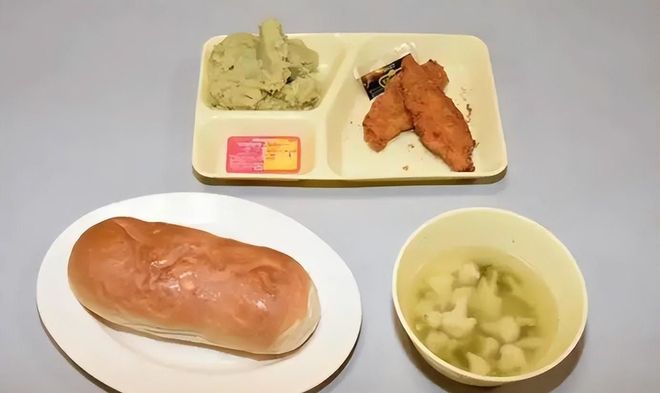 PG电子日本白叟抢着进牢狱养老偷车只为住牢房背后使人震动(图9)