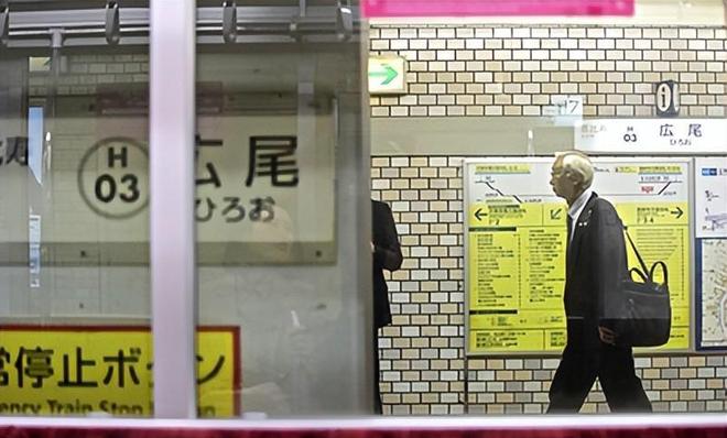 PG电子日本白叟抢着进牢狱养老偷车只为住牢房背后使人震动(图11)