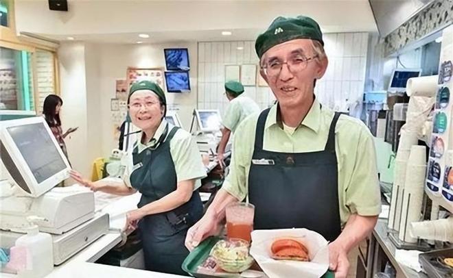 PG电子日本白叟抢着进牢狱养老偷车只为住牢房背后使人震动(图14)